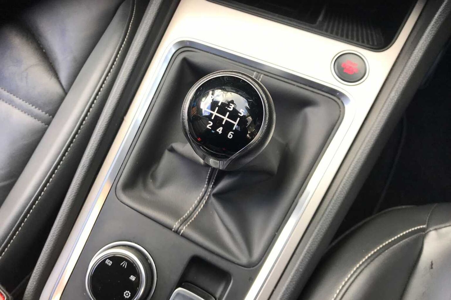 SEAT Ateca XPERIENCE Lux 1.5 EcoTSI Petrol 150 6-speed manual