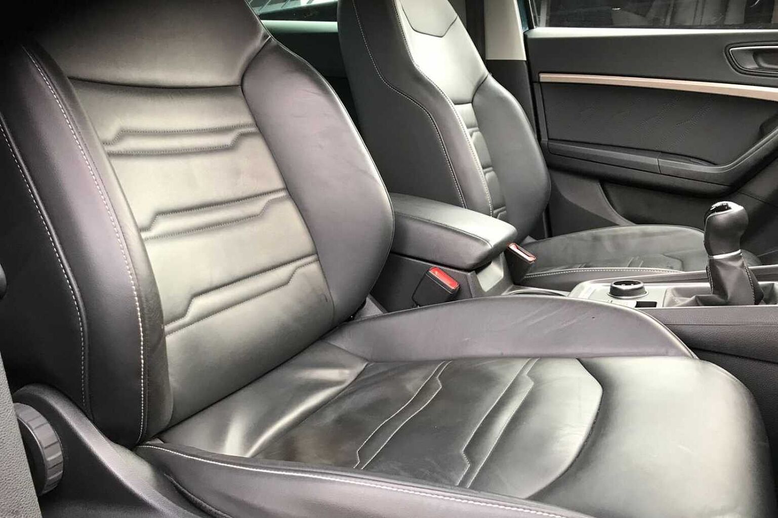 SEAT Ateca XPERIENCE Lux 1.5 EcoTSI Petrol 150 6-speed manual