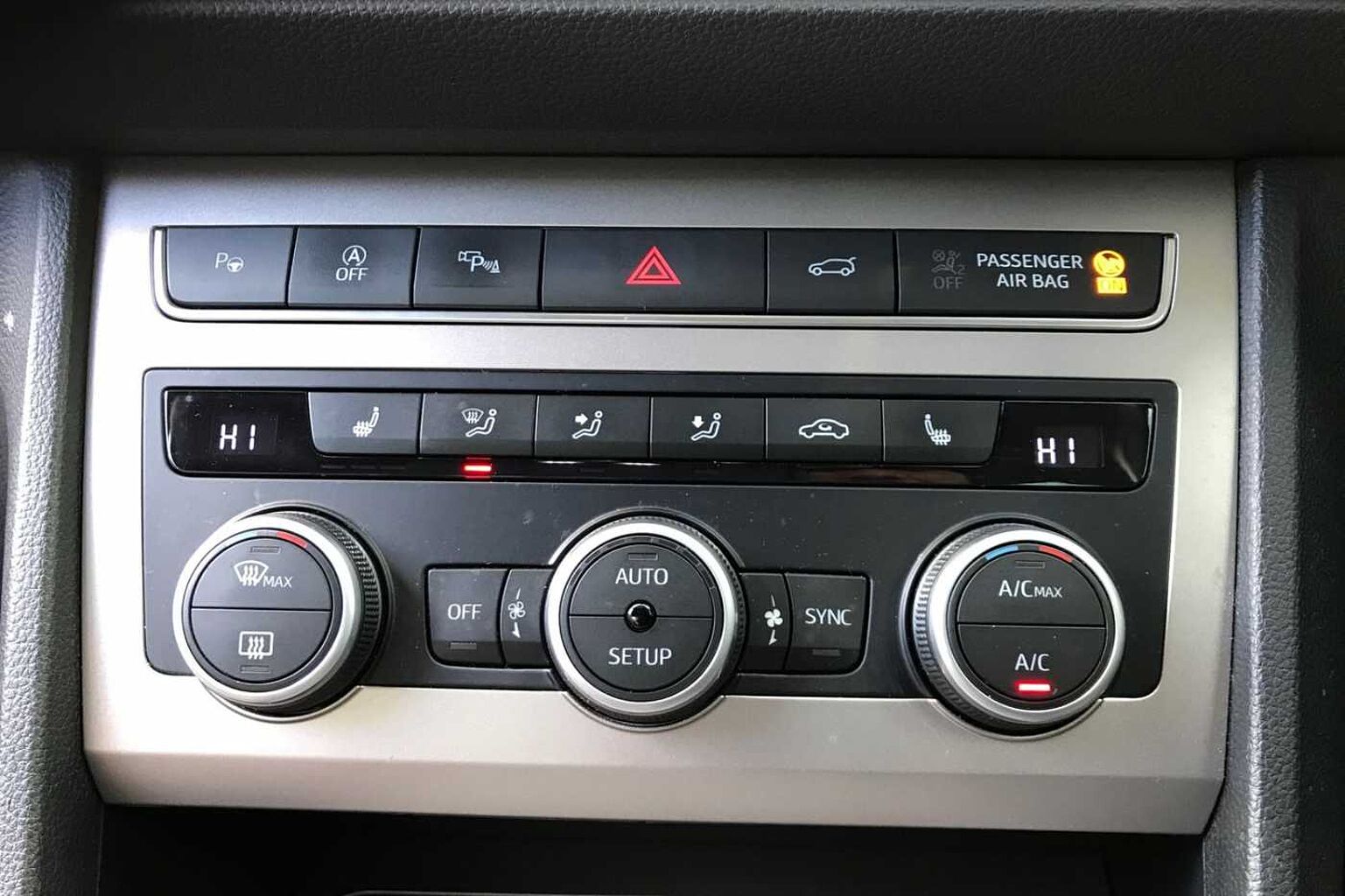 SEAT Ateca XPERIENCE Lux 1.5 EcoTSI Petrol 150 6-speed manual