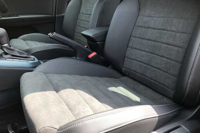 SEAT Arona XPERIENCE Lux 1.0 TSI Petrol 115 7-speed DSG-auto