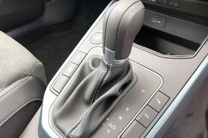 SEAT Arona XPERIENCE Lux 1.0 TSI Petrol 115 7-speed DSG-auto