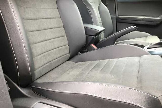 SEAT Arona XPERIENCE Lux 1.0 TSI Petrol 115 7-speed DSG-auto