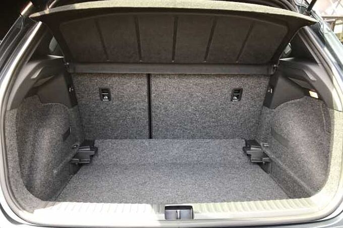 SEAT Arona XPERIENCE Lux 1.0 TSI Petrol 115 7-speed DSG-auto