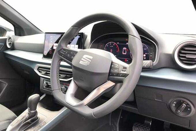 SEAT Arona XPERIENCE Lux 1.0 TSI Petrol 115 7-speed DSG-auto