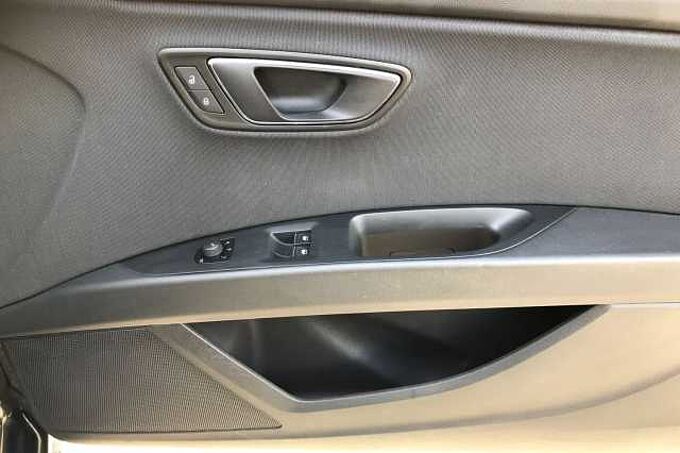 SEAT Leon Sport FR Technology 2.0 TDI 150 PS 6-speed manual