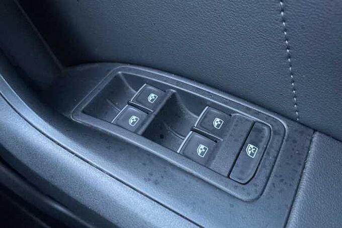 SEAT Ateca FR 1.5 EcoTSI Petrol 150 6-speed manual